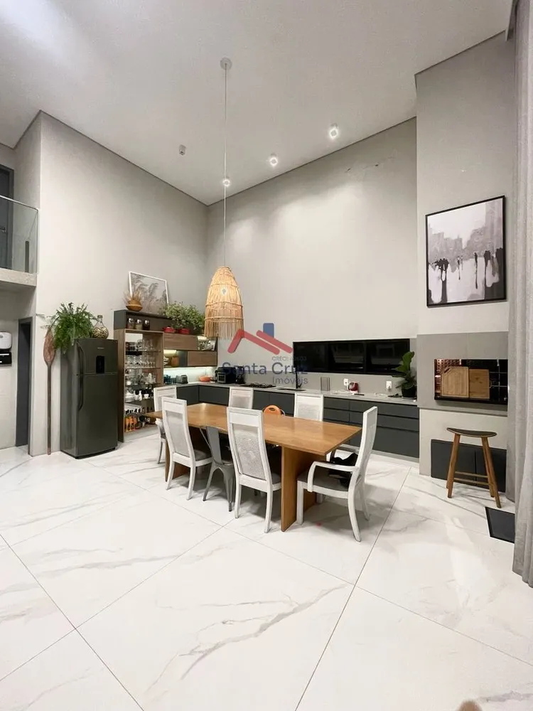 Sobrado, 3 quartos, 195 m² - Foto 2