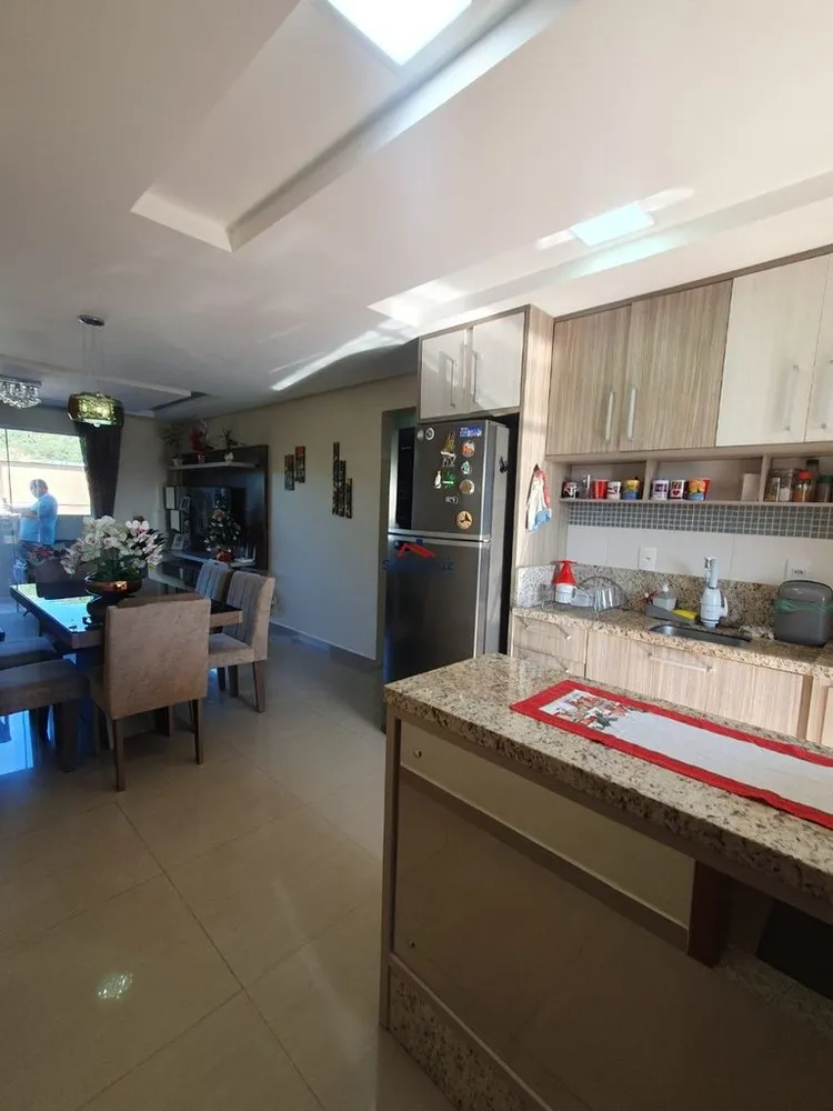 Apartamento, 3 quartos, 132 m² - Foto 3