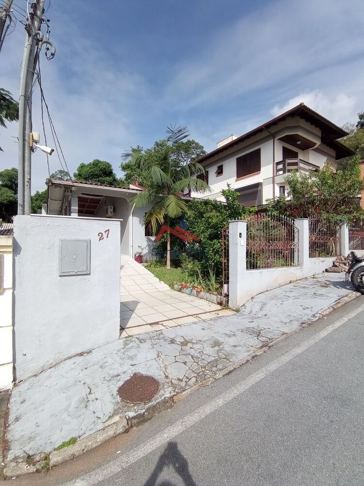 Casa, 3 quartos, 153 m² - Foto 1