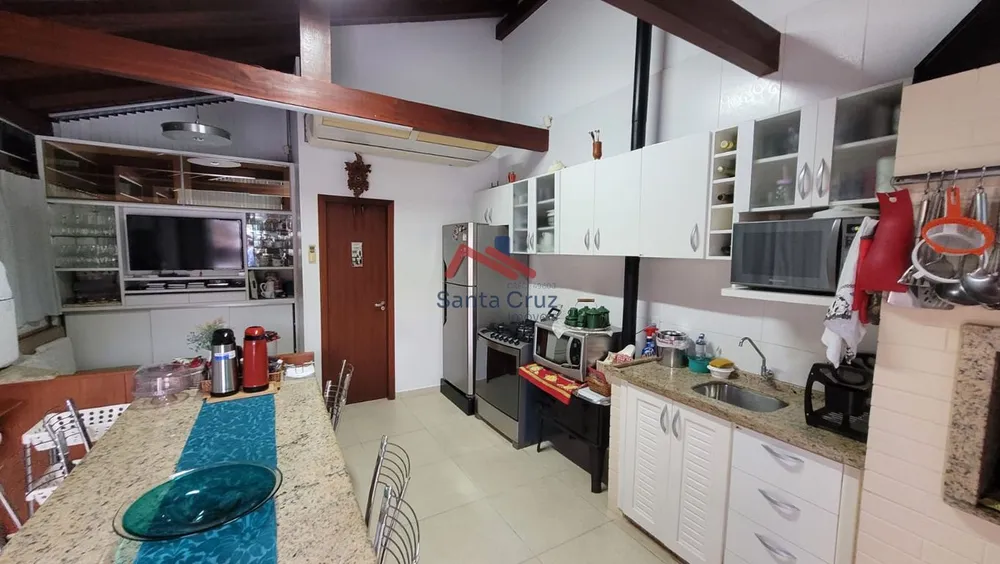 Casa, 4 quartos, 250 m² - Foto 14