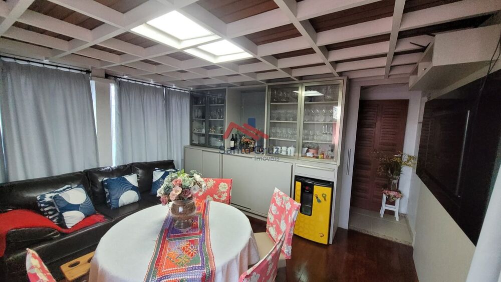 Casa, 4 quartos, 250 m² - Foto 8