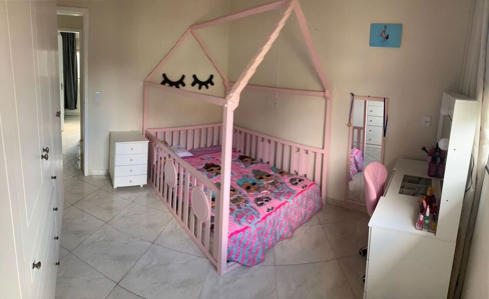 Casa à venda com 4 quartos, 124m² - Foto 2