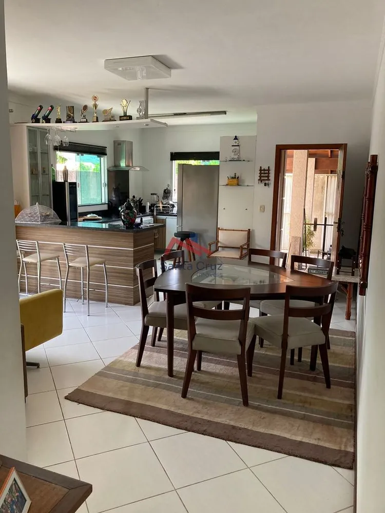 Casa, 3 quartos, 188 m² - Foto 1