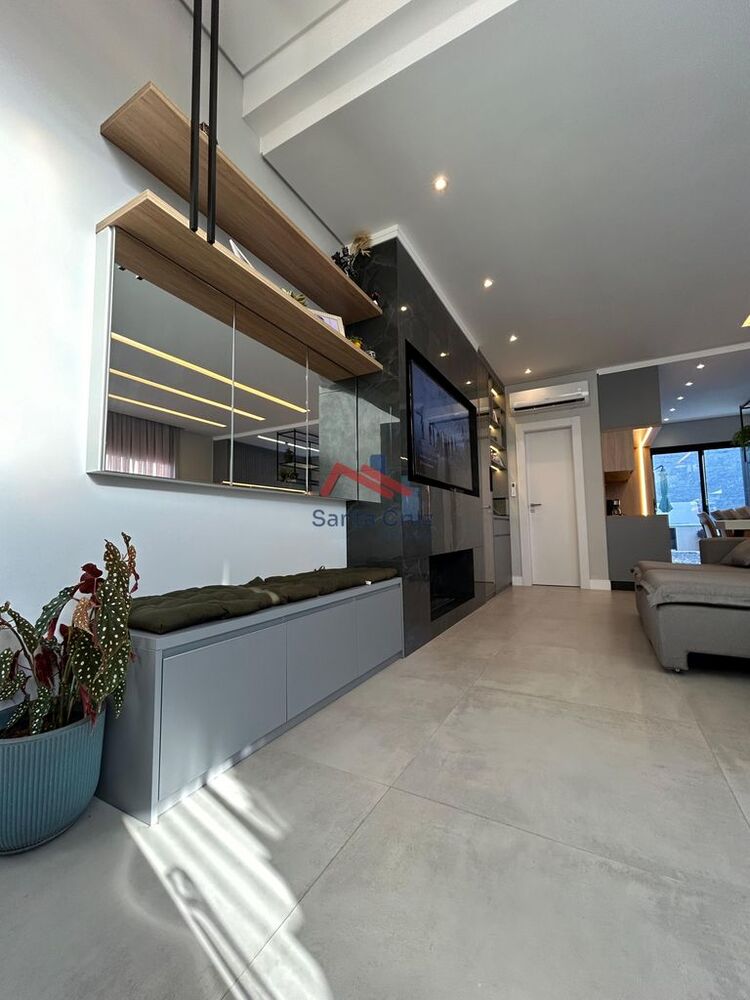 Sobrado à venda com 3 quartos, 200m² - Foto 5
