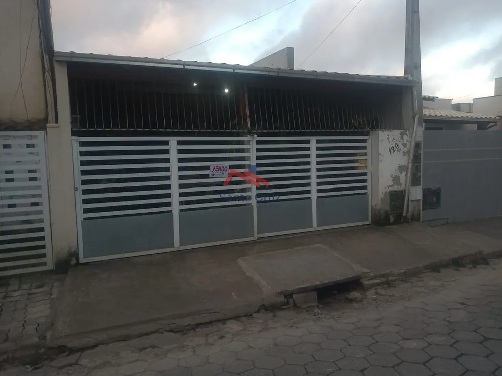 Casa, 2 quartos, 300 m² - Foto 1