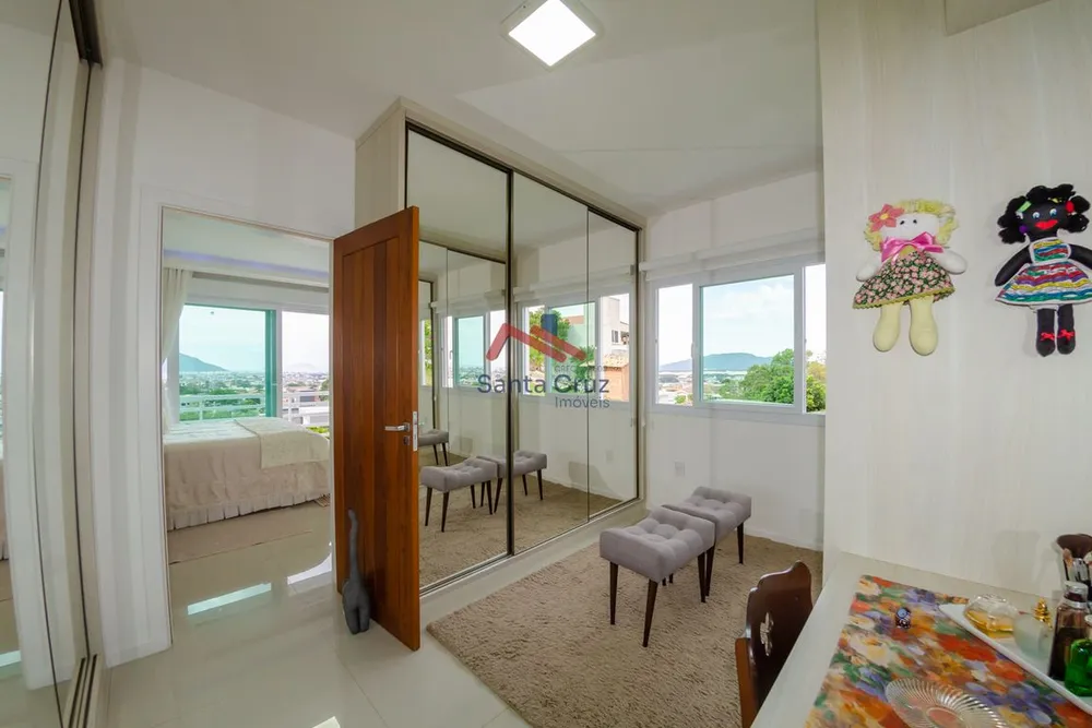 Sobrado, 3 quartos, 370 m² - Foto 2
