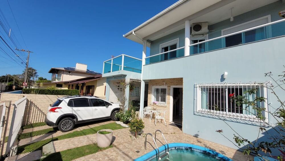 Sobrado à venda com 2 quartos, 130m² - Foto 1