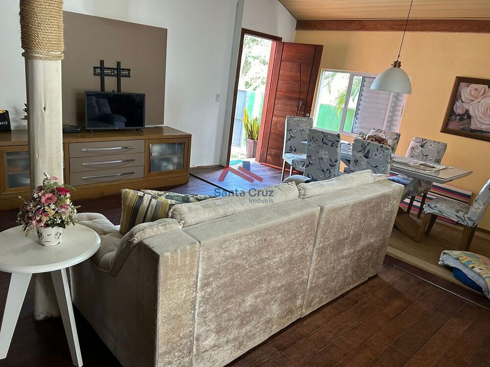 Casa à venda com 2 quartos, 115m² - Foto 2