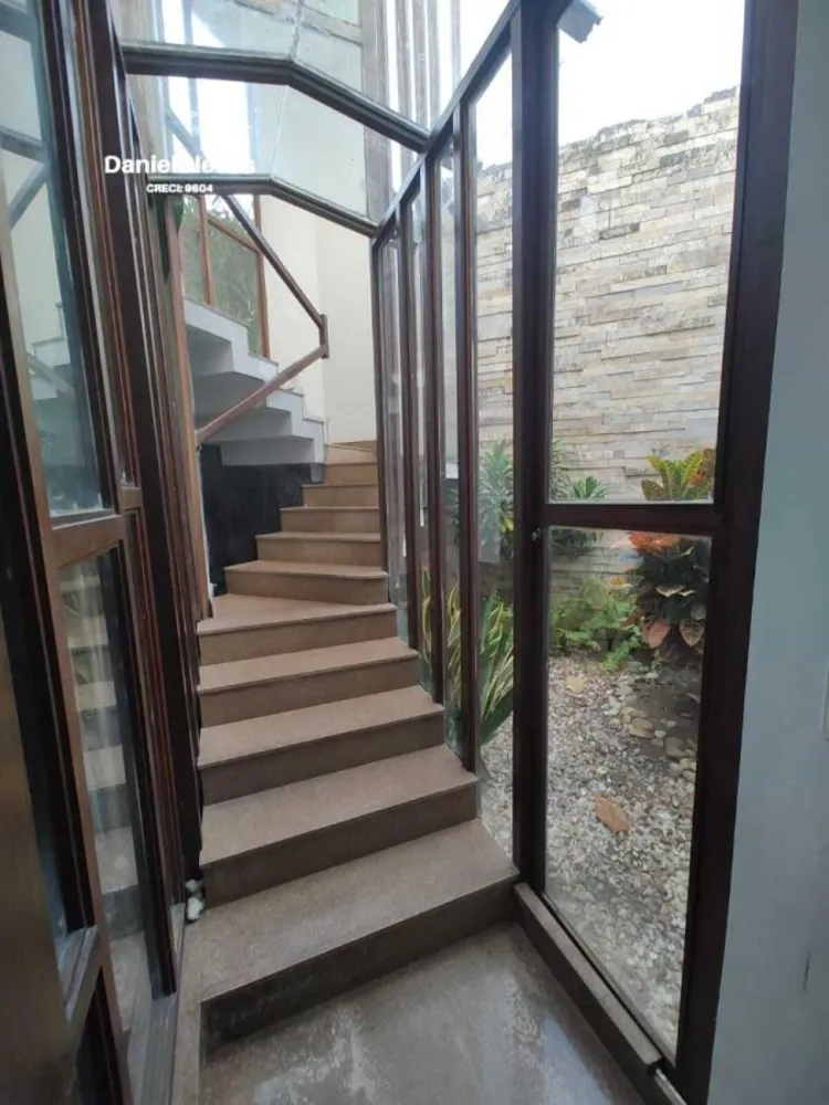Casa, 5 quartos, 258 m² - Foto 11
