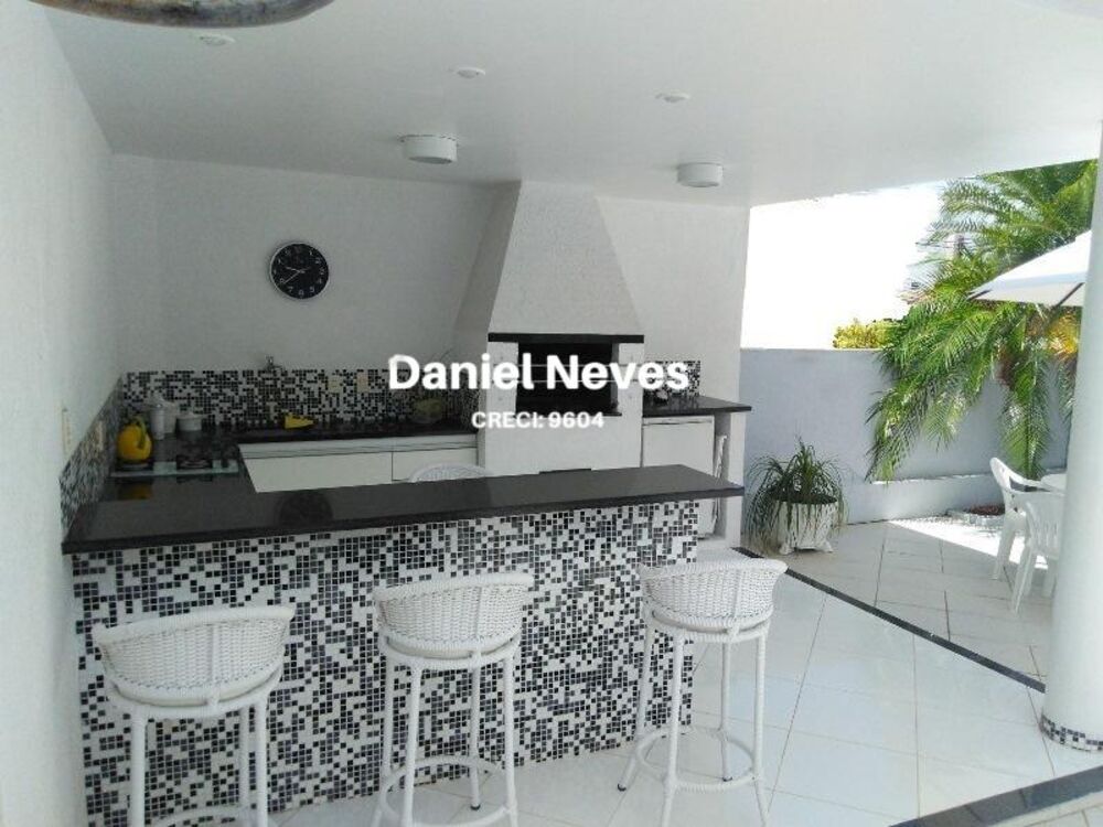 Casa, 4 quartos, 270 m² - Foto 25