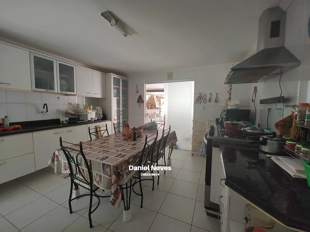 Casa, 5 quartos, 320 m² - Foto 6
