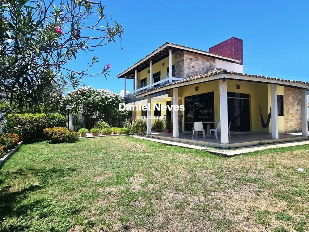Casa, 3 quartos, 229 m² - Foto 2