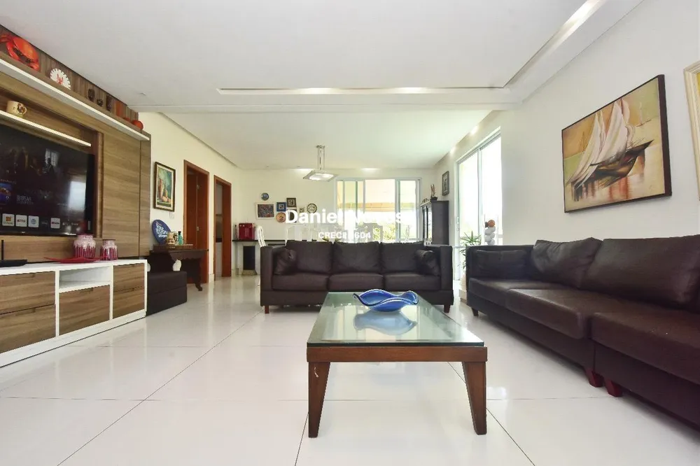 Casa, 7 quartos, 550 m² - Foto 3