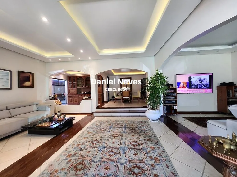 Casa, 4 quartos, 220 m² - Foto 4