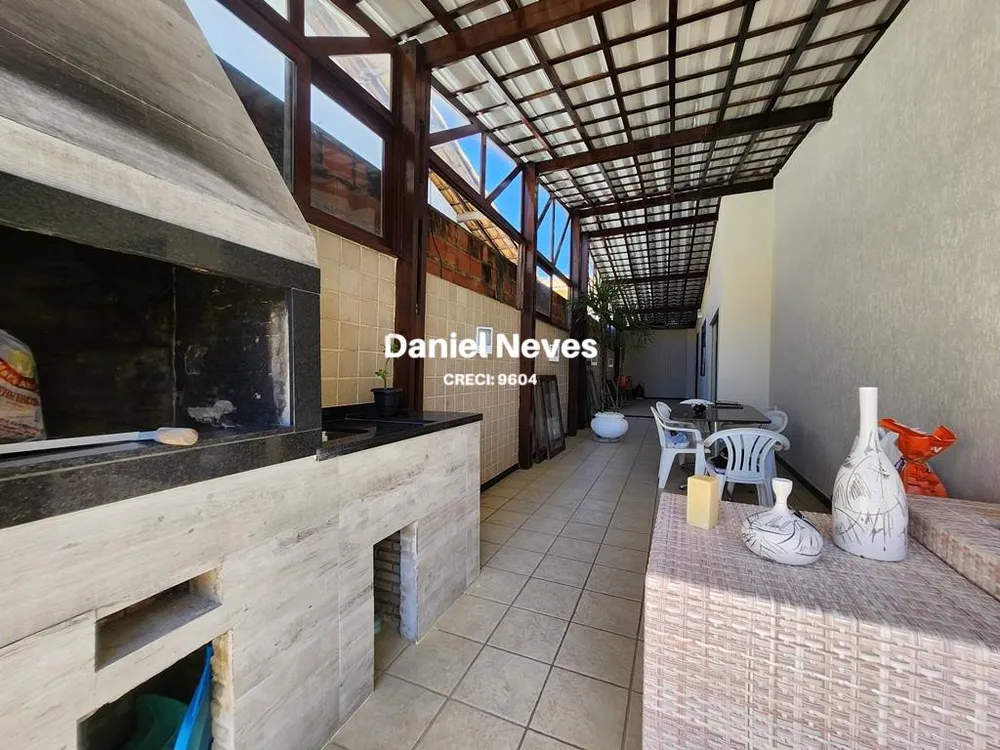 Casa, 4 quartos, 220 m² - Foto 2