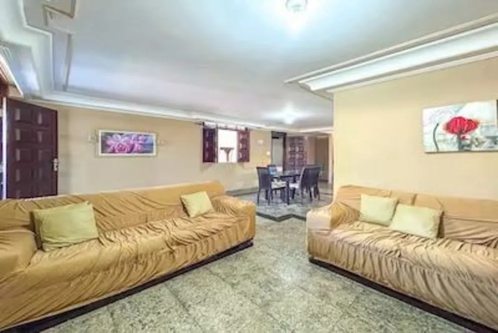 Casa, 6 quartos, 300 m² - Foto 2