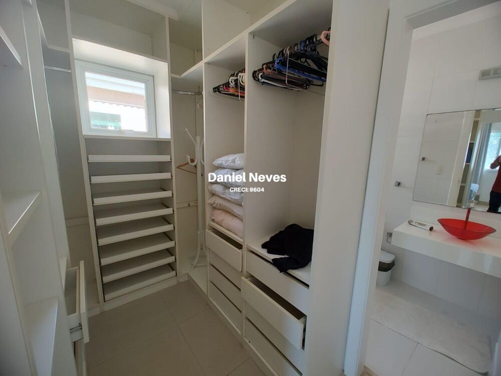 Casa à venda com 3 quartos, 310m² - Foto 5
