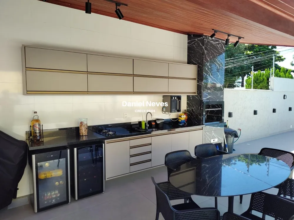 Casa, 4 quartos, 200 m² - Foto 2