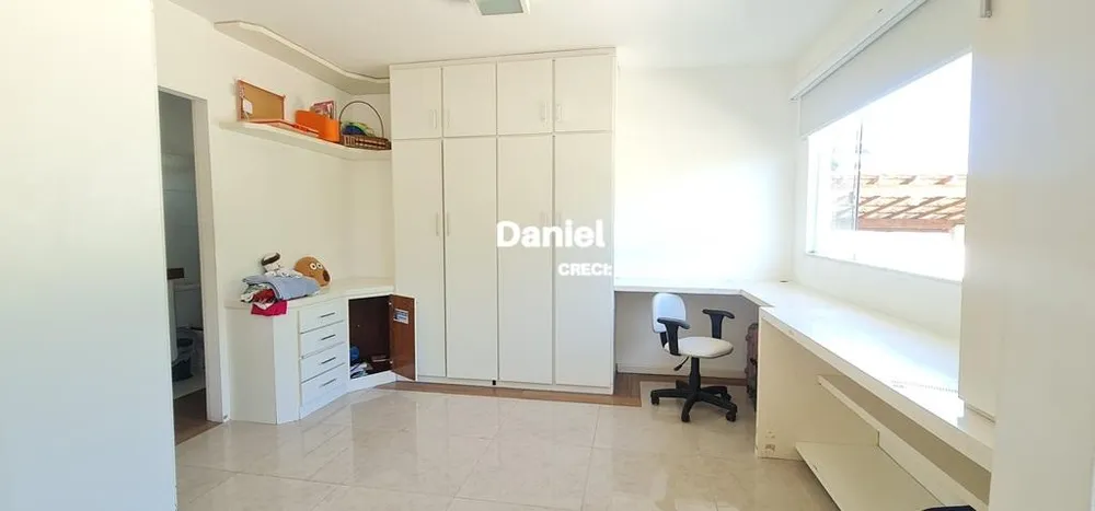 Casa, 4 quartos, 320 m² - Foto 13