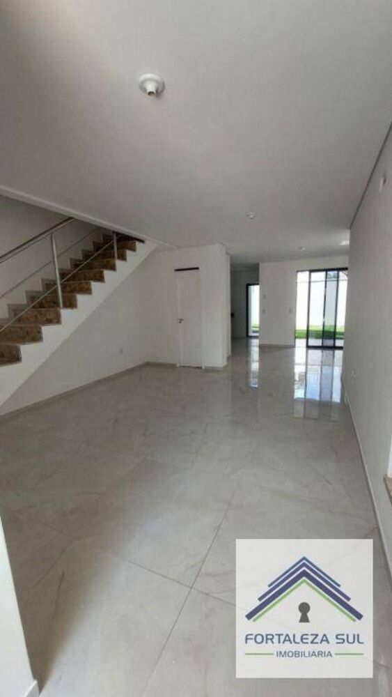 Casa à venda com 4 quartos, 162m² - Foto 4