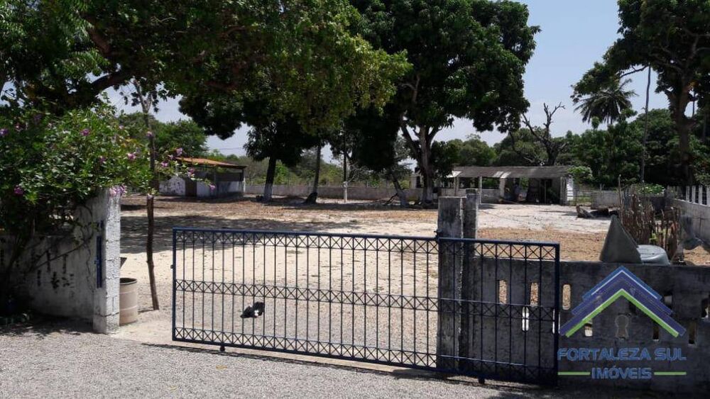 Chácara à venda com 3 quartos, 200m² - Foto 4