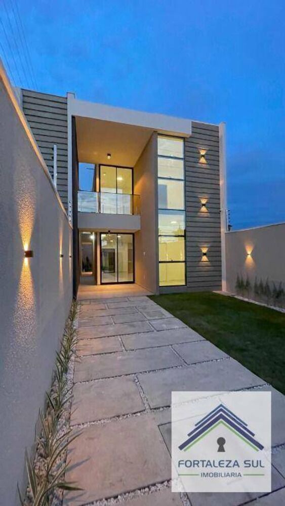 Casa, 4 quartos, 134 m² - Foto 1