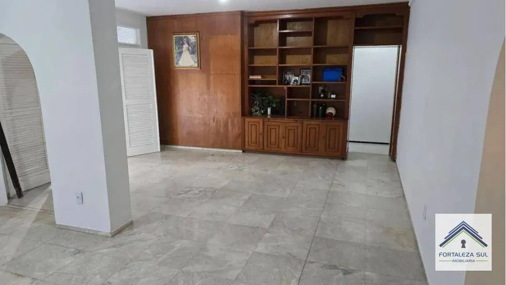 Casa, 5 quartos, 253 m² - Foto 2