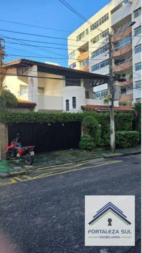 Casa, 5 quartos, 253 m² - Foto 3