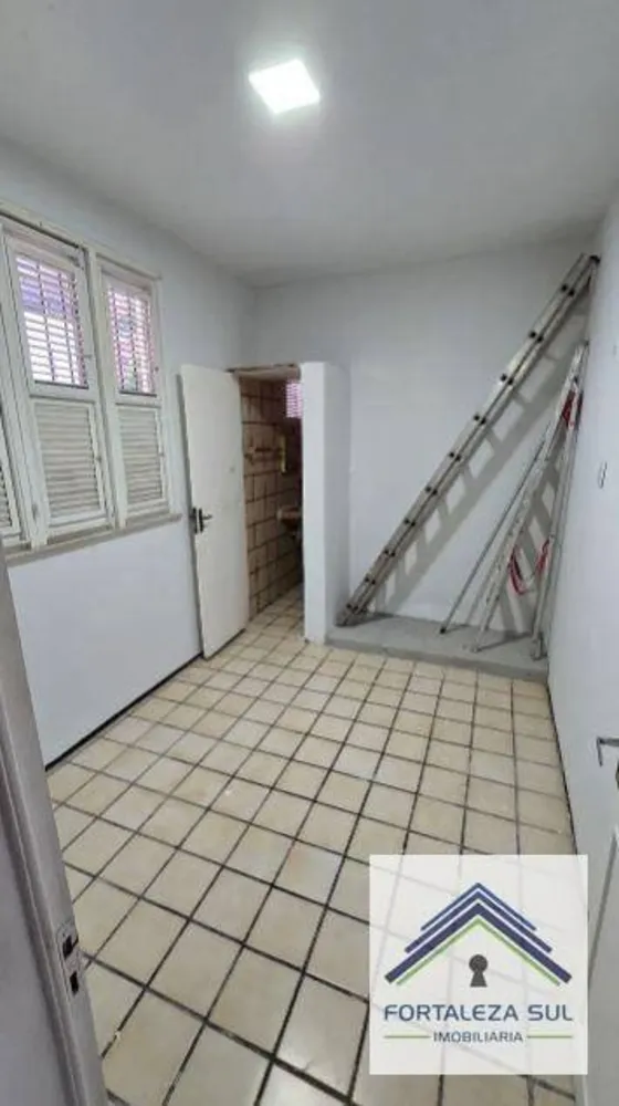 Casa, 5 quartos, 253 m² - Foto 1