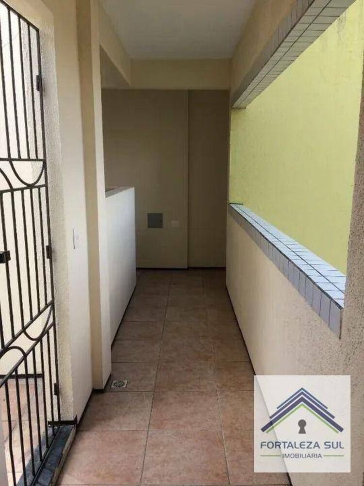 Apartamento à venda com 3 quartos, 65m² - Foto 4