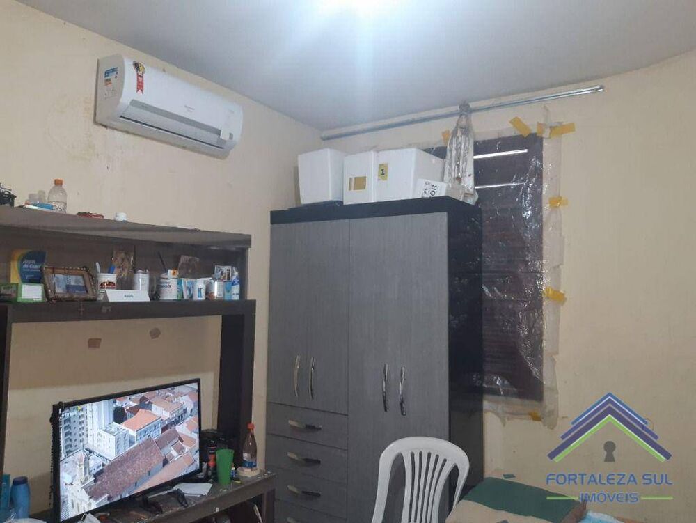 Casa à venda com 3 quartos, 67m² - Foto 7