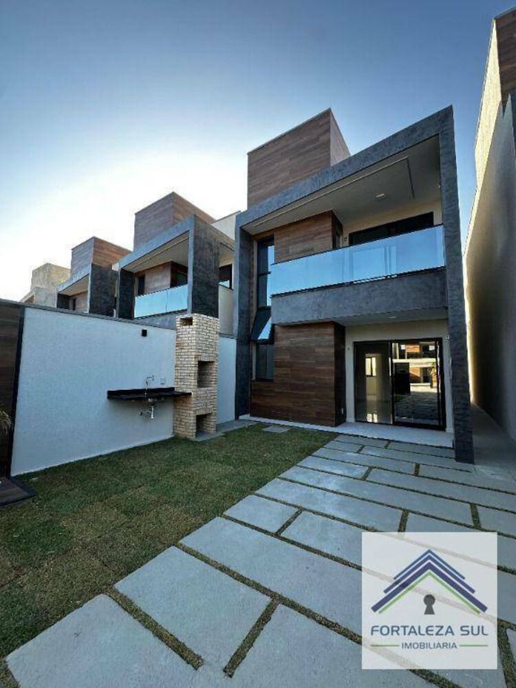 Casa, 3 quartos, 111 m² - Foto 1