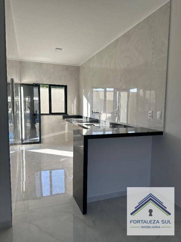 Casa, 3 quartos, 111 m² - Foto 3