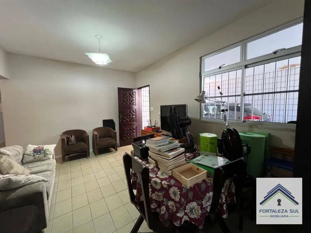 Casa, 4 quartos, 280 m² - Foto 2