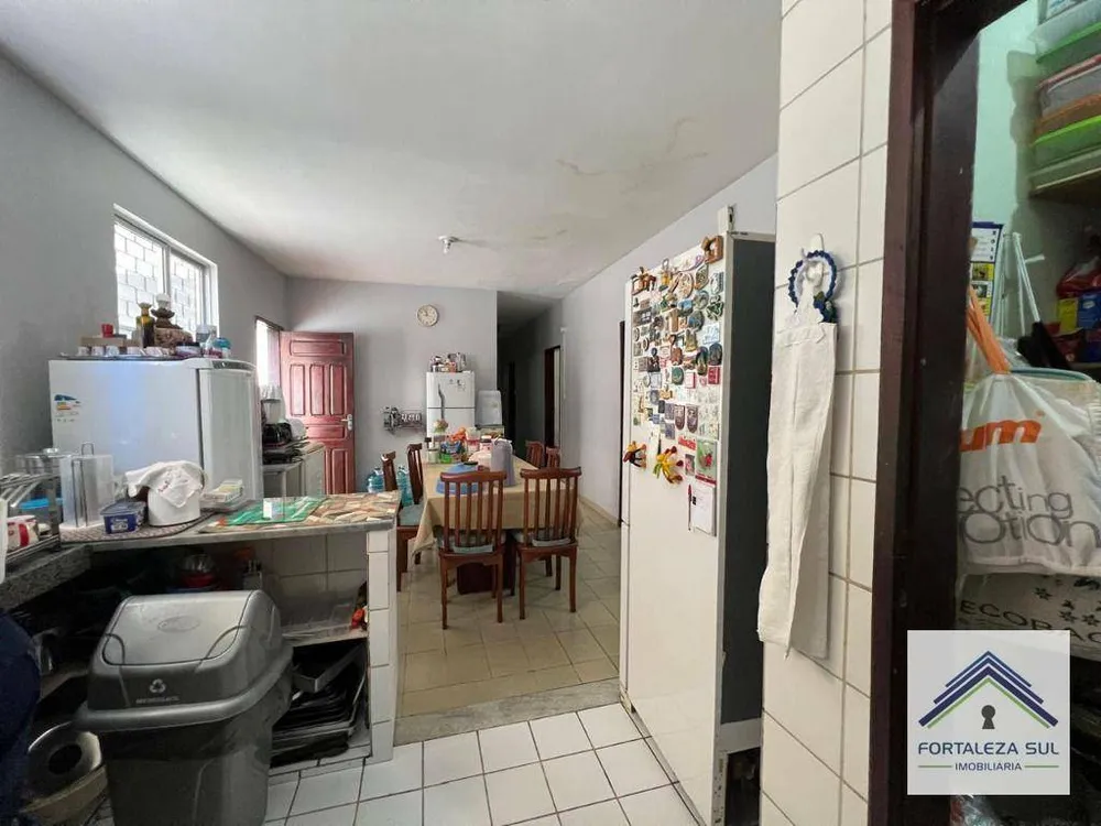 Casa, 4 quartos, 280 m² - Foto 3