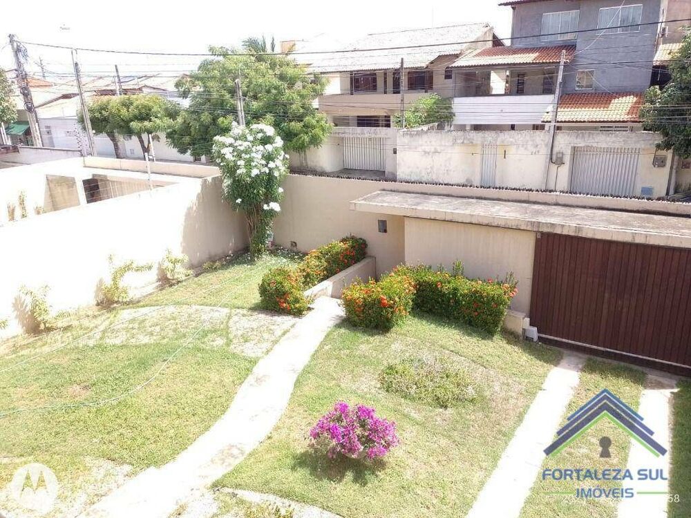 Casa, 4 quartos, 222 m² - Foto 2