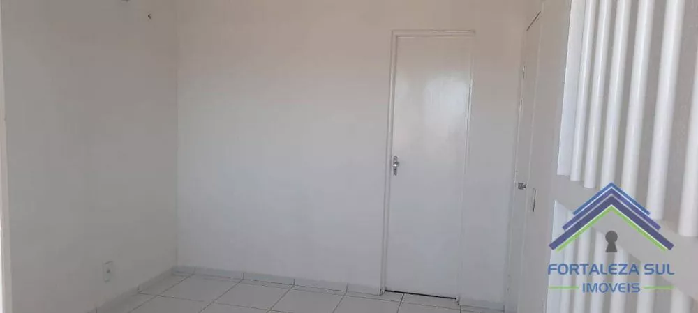 Casa à venda com 2 quartos, 161m² - Foto 4