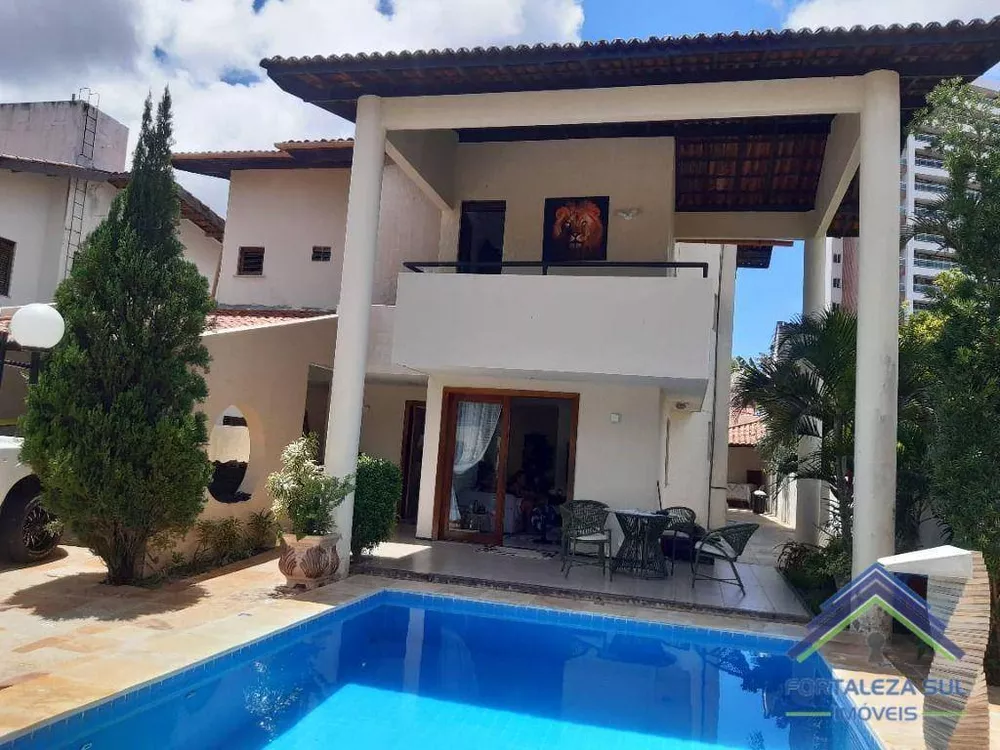 Casa de Condomínio à venda com 5 quartos, 324m² - Foto 2