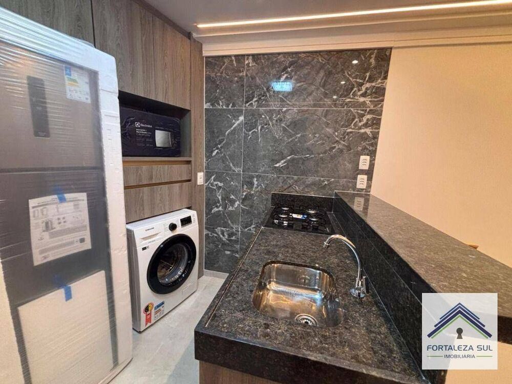 Apartamento, 1 quarto, 33 m² - Foto 2