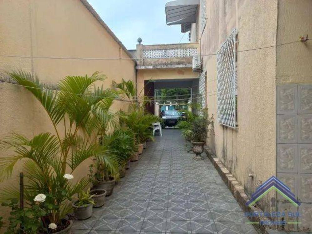 Casa, 5 quartos, 262 m² - Foto 4