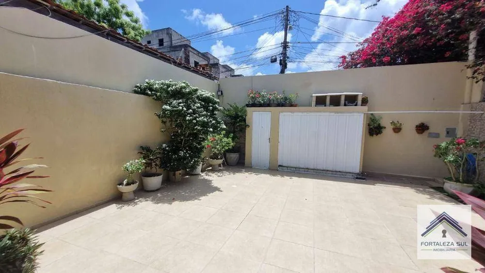 Casa, 5 quartos, 250 m² - Foto 4