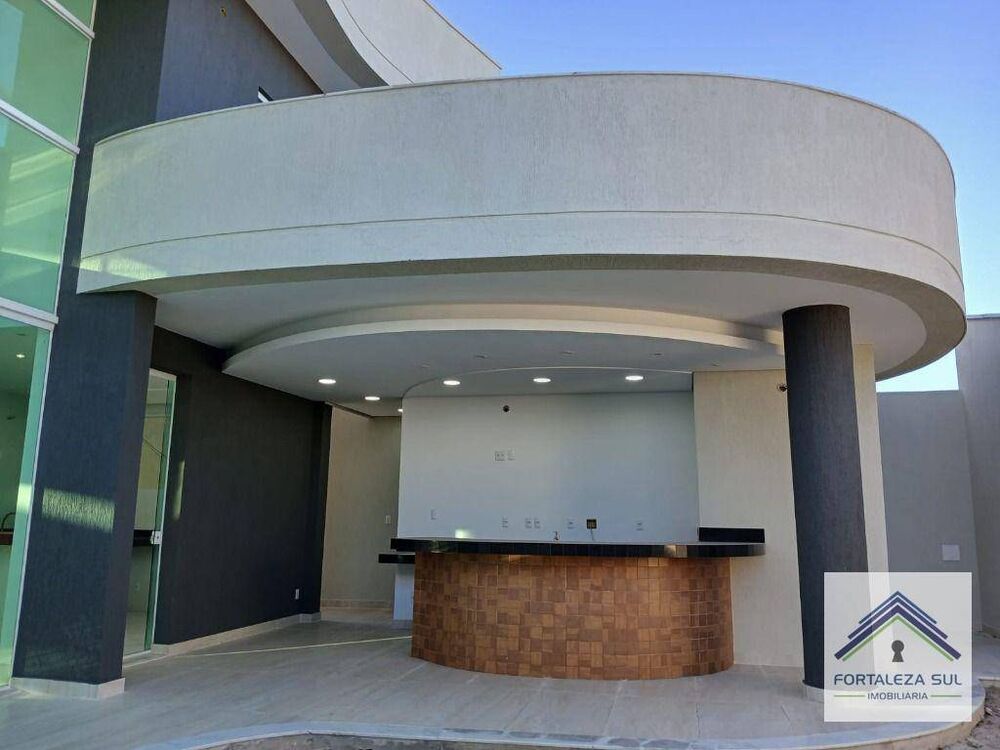 Casa à venda com 3 quartos, 276m² - Foto 3