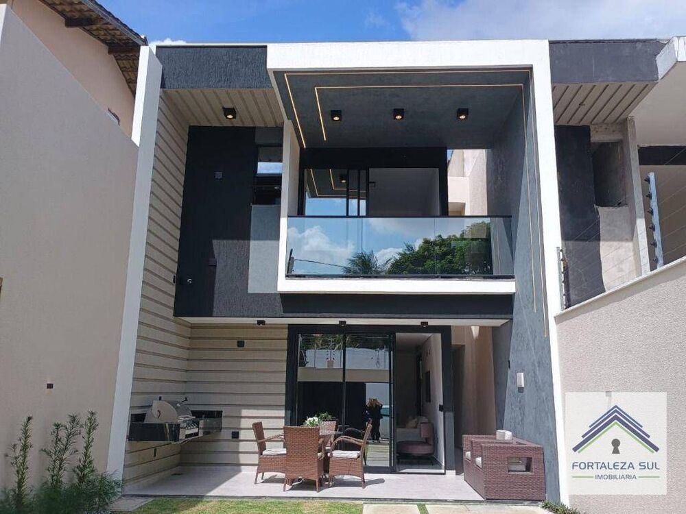 Casa, 4 quartos, 134 m² - Foto 1