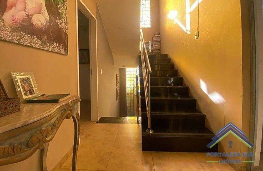 Casa à venda com 4 quartos, 400m² - Foto 3