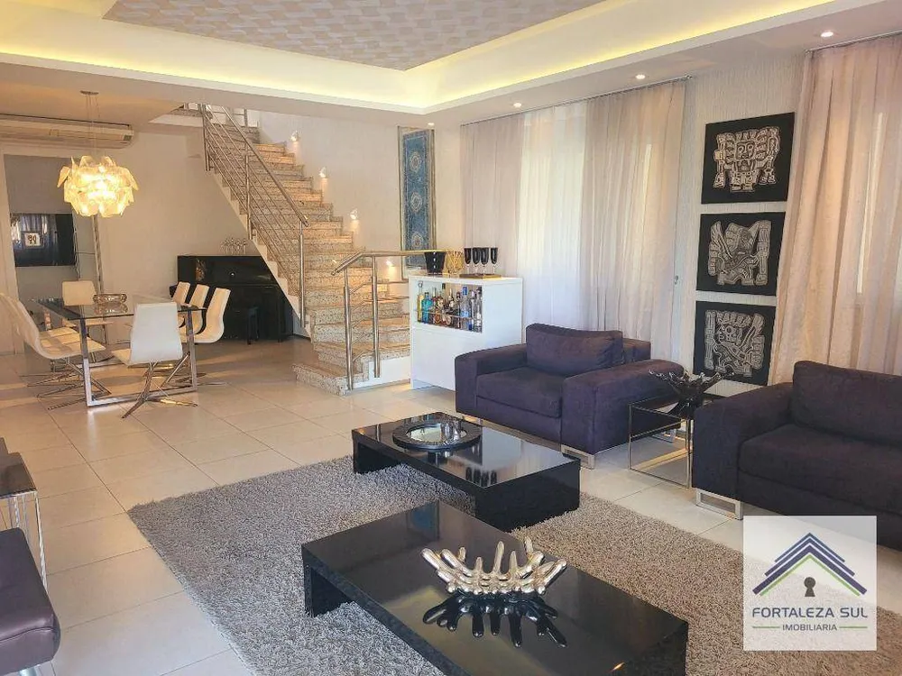 Casa de Condomínio, 4 quartos - Foto 1