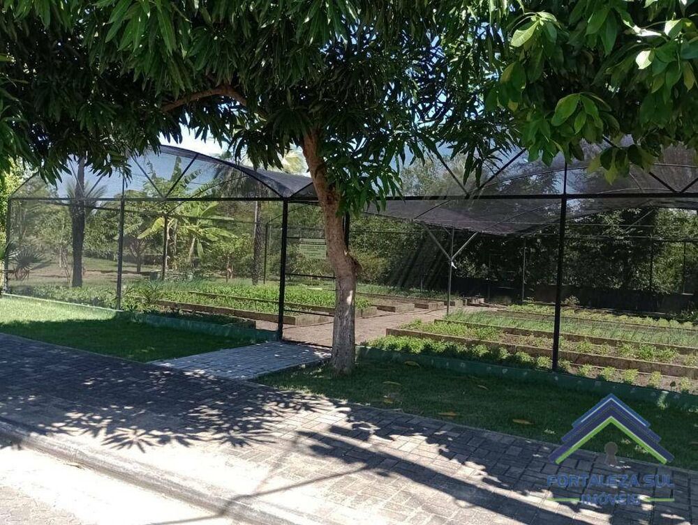Casa de Condomínio à venda com 3 quartos, 151m² - Foto 2