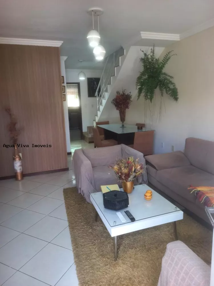 Casa à venda com 3 quartos, 310m² - Foto 3