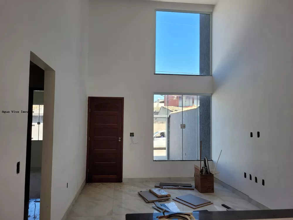 Casa à venda com 3 quartos, 100m² - Foto 5