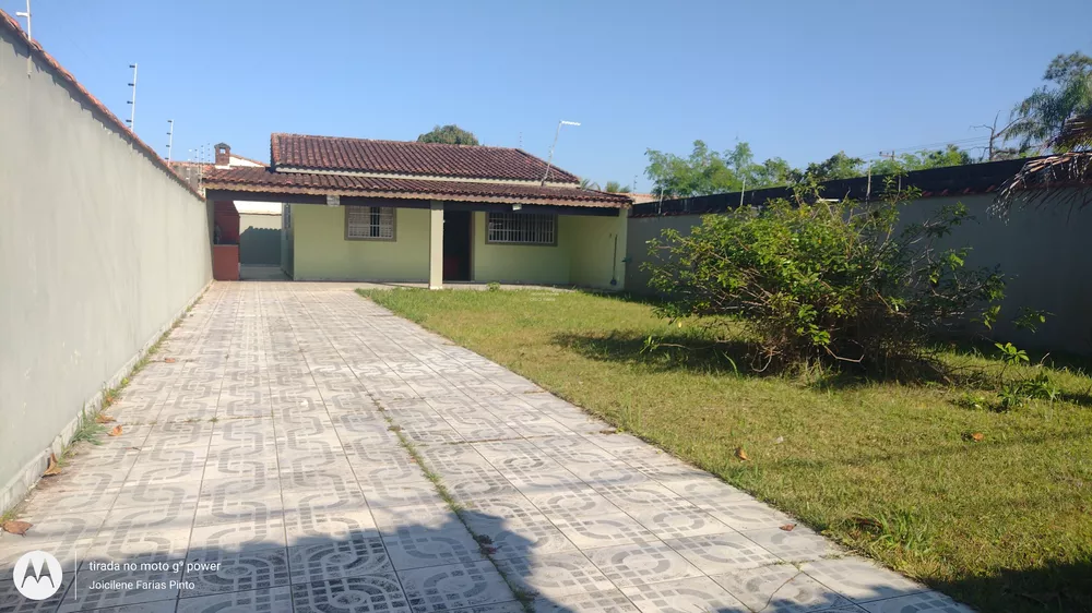 Casa à venda com 3 quartos, 307m² - Foto 1