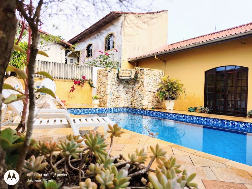 Casa, 4 quartos, 216 m² - Foto 3
